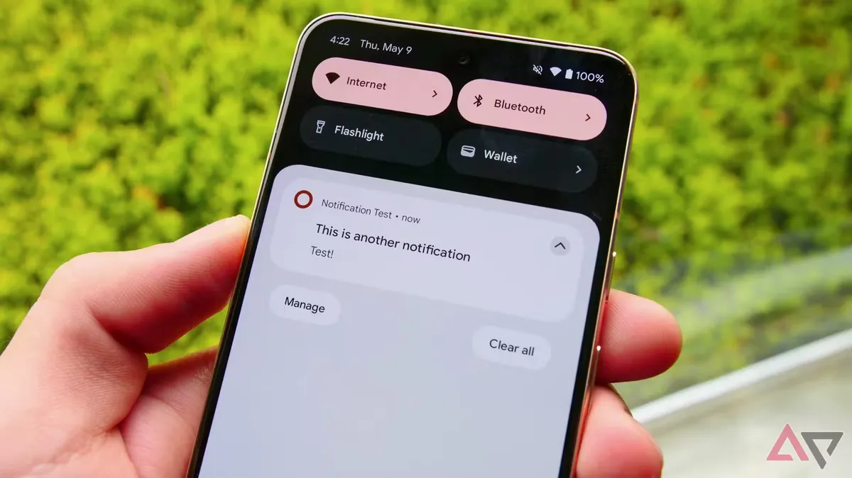 Android 16 : Google prépare une refonte complète du panneau de notifications