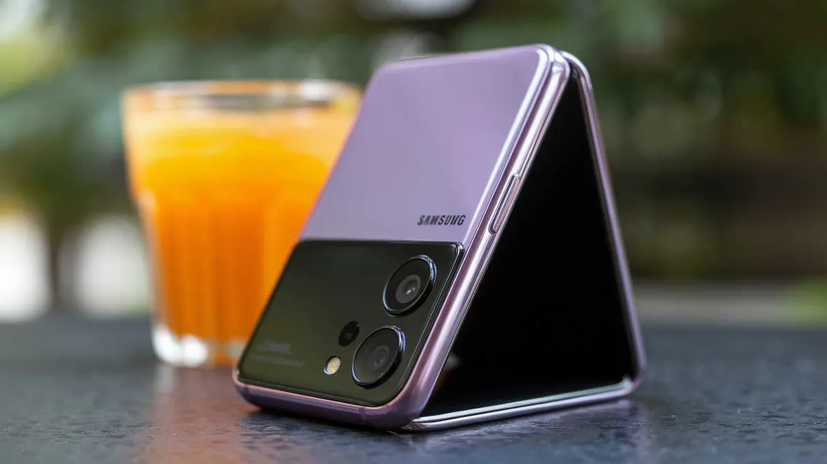 Découvrez comment le Samsung Galaxy Z Flip 7 va corriger le plus gros défaut de son prédécesseur !