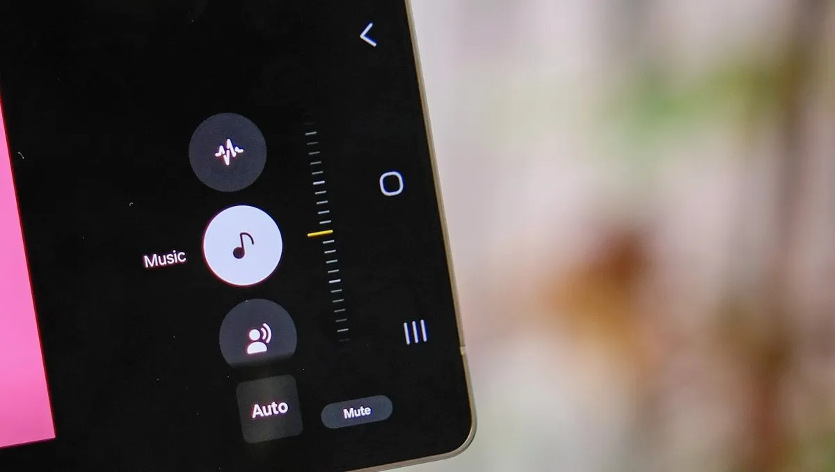 Galaxy AI : comment supprimer les bruits de fond d’une vidéo avec la Gomme audio de Samsung