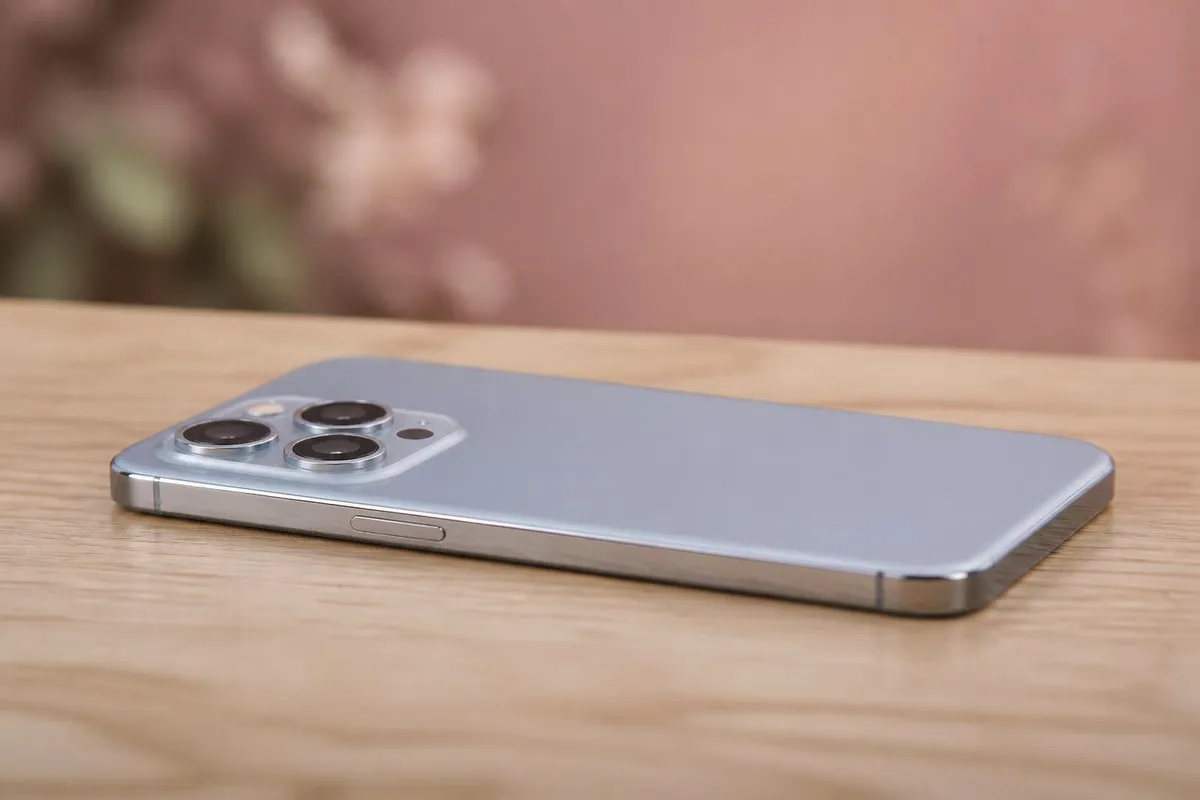 Honor 600e : nouveau smartphone avec Dimensity 7100 lancé discrètement, caractéristiques et prix