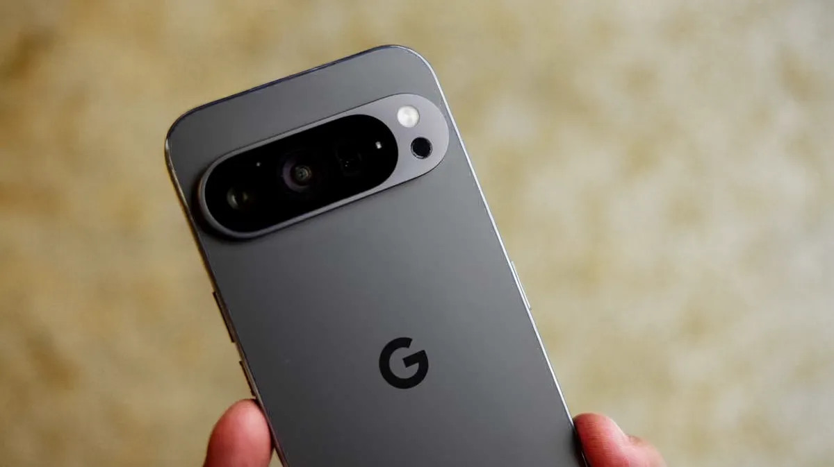 Pixel 10 accélère (presque) sans qu’on le voie : ce changement dans Android booste le chargement de 30 %