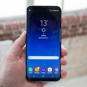Samsung-met-a-niveau-le-Galaxy-S8-vers-Android-10